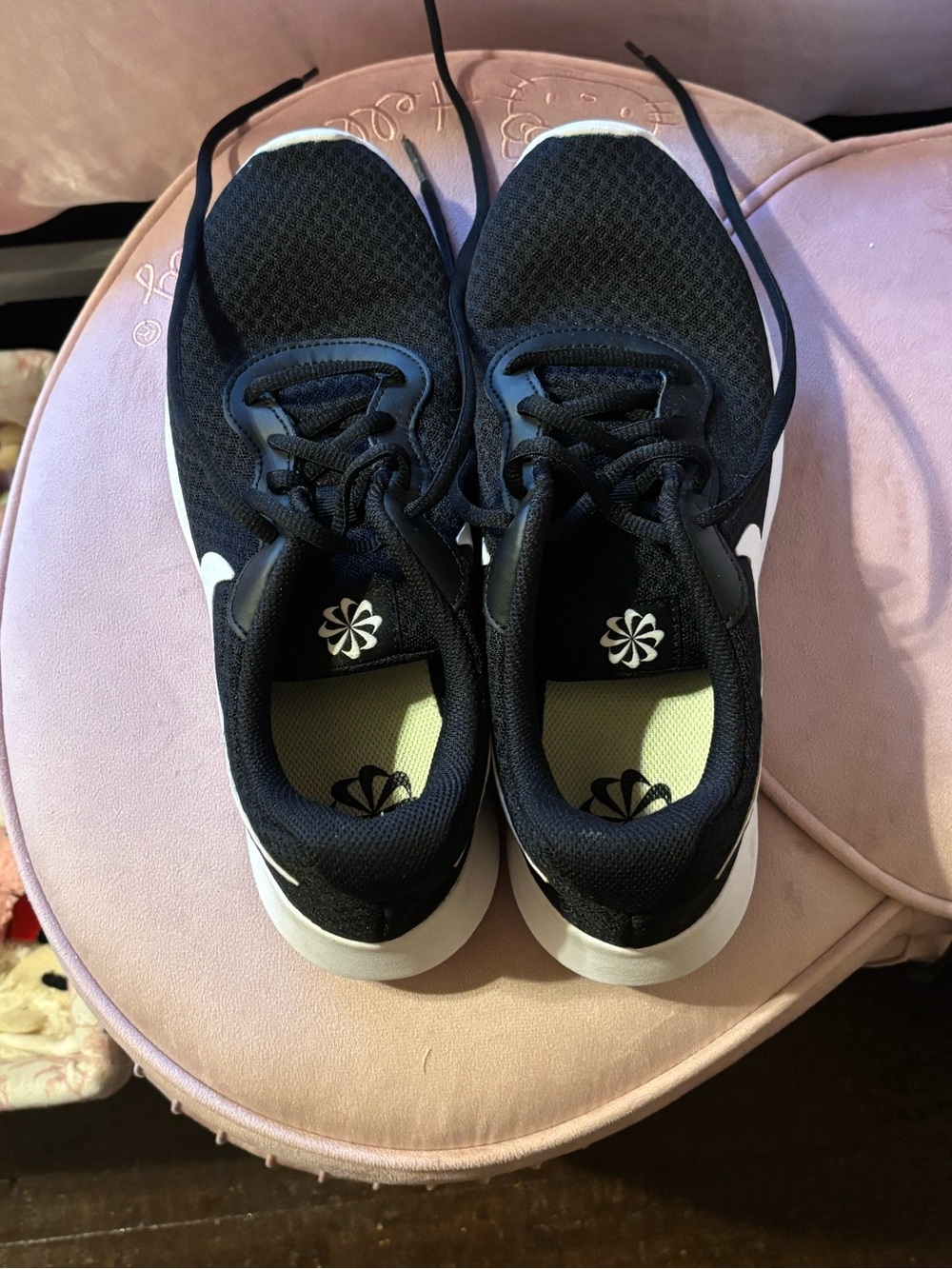 Nike Black and White Athletic Sneakers with Beige Insole